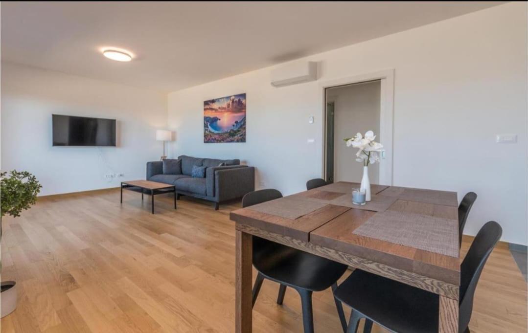 Dvj Apartments 3 سفيتي فيليب ياكوف المظهر الخارجي الصورة